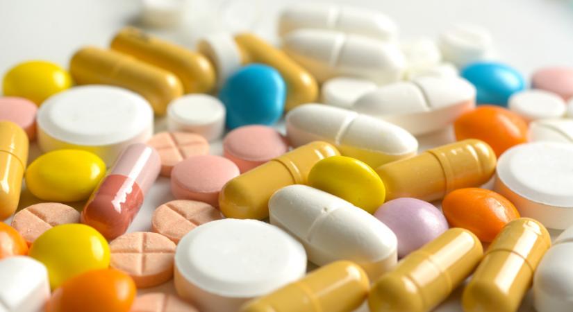 Kiderült a nagy kalciumtitok: hatástalan, de még káros is lehet így szedni ezeket a drága tablettákat