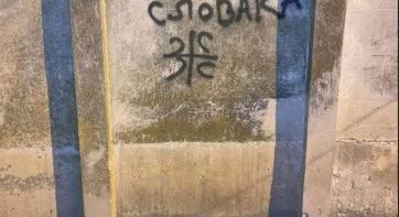 Gyűlöletkeltő falfirkák jelentek meg