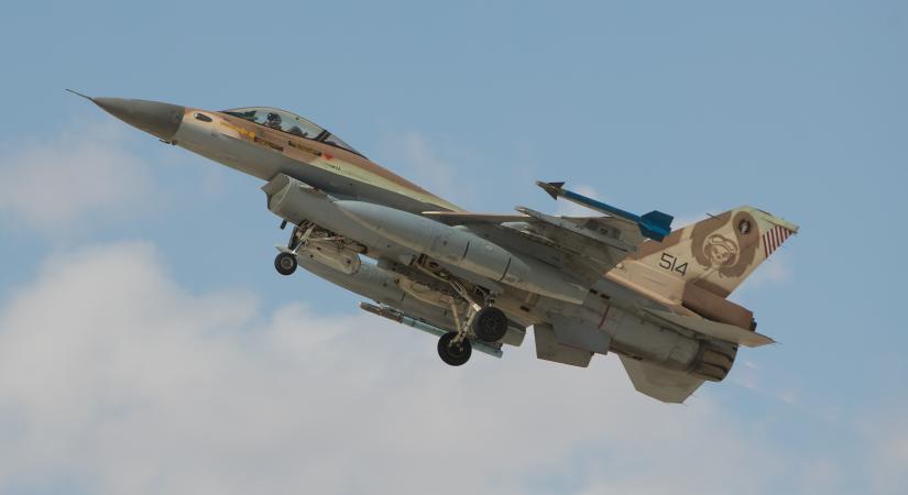 Megtagadják a gyakorlatozást az izraeli légierő pilótái, tiltakoznak az igazságszolgáltatás antidemokratikus átalakítása miatt