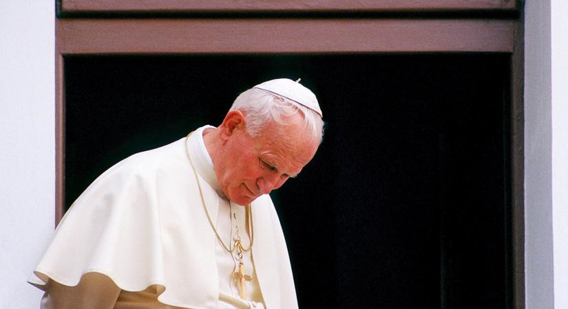 II. János Pál még krakkói bíborosként segített pedofil papok ügyeit eltussolni