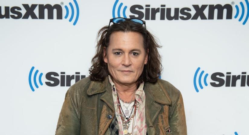 Négy Johnny Depp-festmény keresi új gazdáját, 7,5 millió forint lóg az árcímkén
