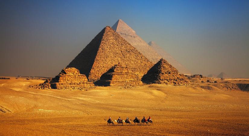 Először fényképezték le a gízai nagy piramis rejtett folyosóját