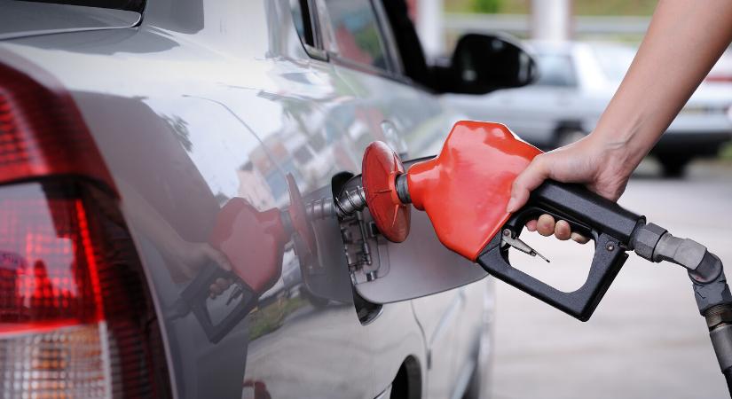 A gázolaj ismét drágább lett a benzinnél