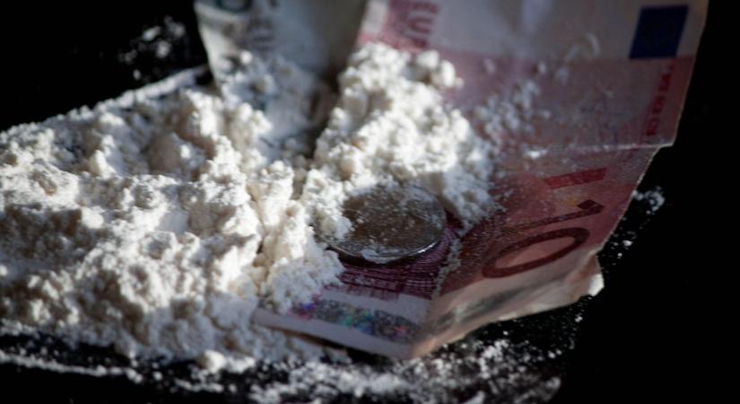 Kokain extrákkal: drogdílert fogtak Erzsébetvárosban