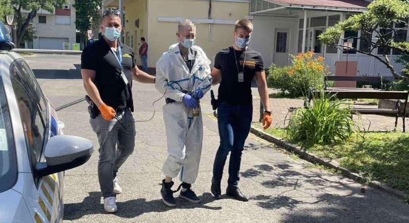 Szörnyű részletek: így oltotta ki alvó lányai életét a bosszúszomjas apa Aszódon