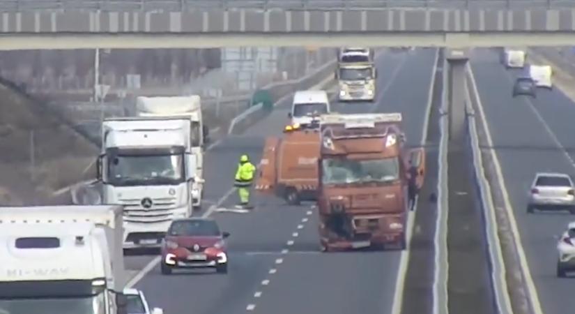 Útellenőröket letaroló kamion: videóval figyelmeztet az MKIF