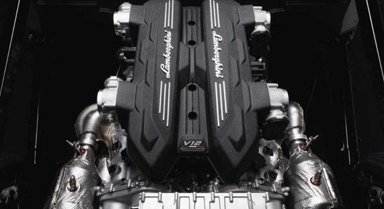 Szívó V12 és három villanymotor az 1000 lóerős új Lamborghiniben