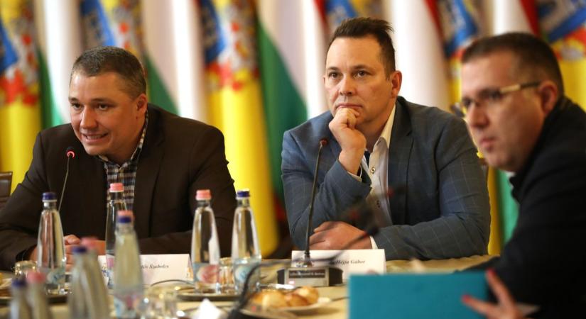 Közösségek tarthatják helyben a fiatalokat