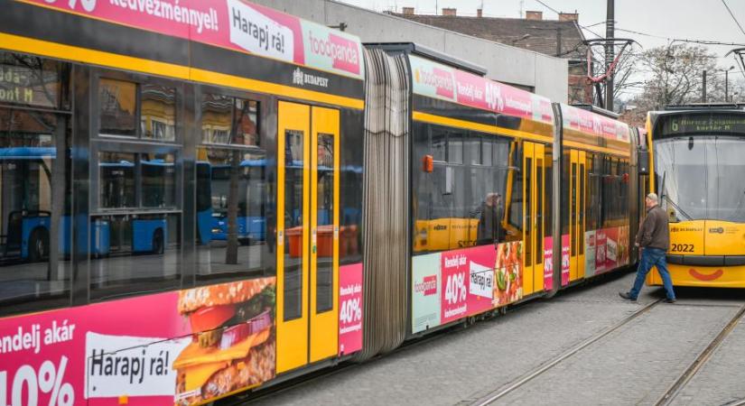 Százmillióktól esik el évente a BKV, mégsem fut neki egy újabb reklámtendernek