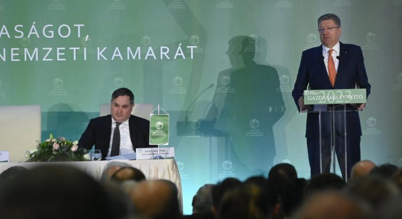 Parragh László: Nem az a valós veszély, hogy mikor érjük utol Ausztriát