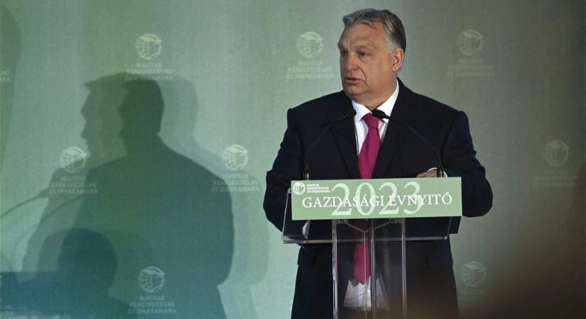 Orbán Viktor: gázerőműveket fogunk építeni