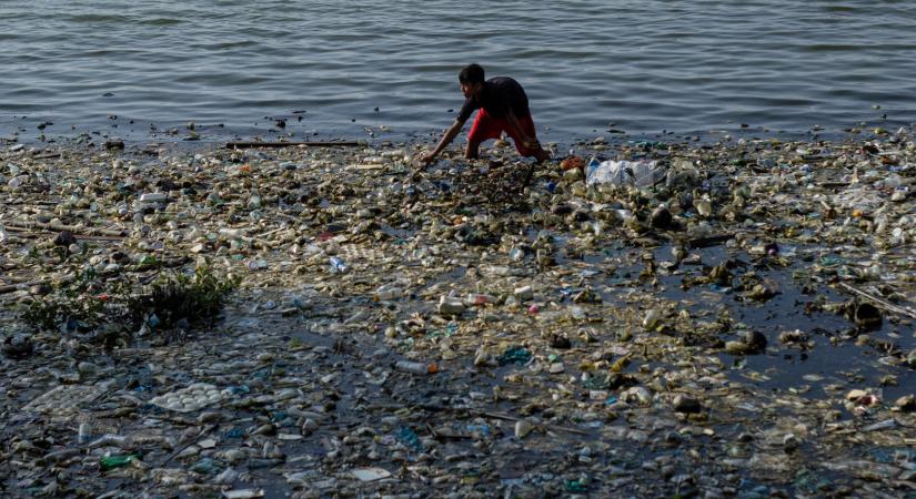 Az óceánok letakarítása sziszifuszi harc, ha továbbra is ilyen ütemben pumpáljuk magunkból a műanyagot