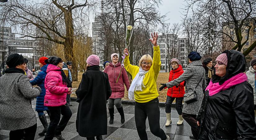Kijev már a nőnappal is harcol