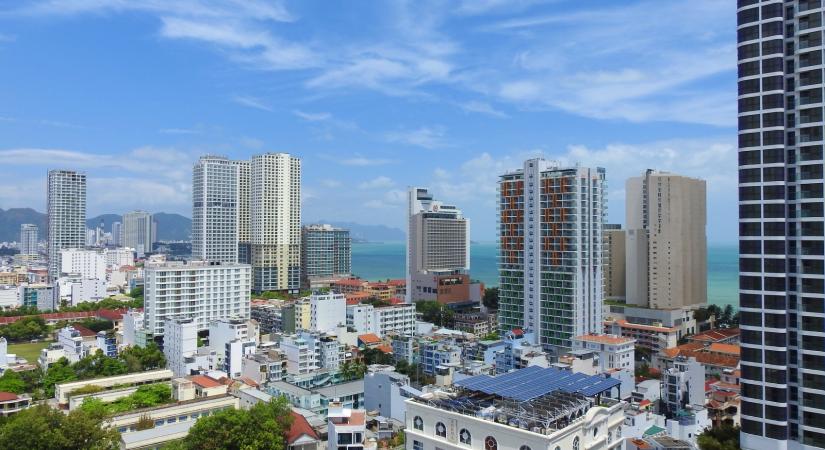 Strandok és toronyházak városa: Nha Trang