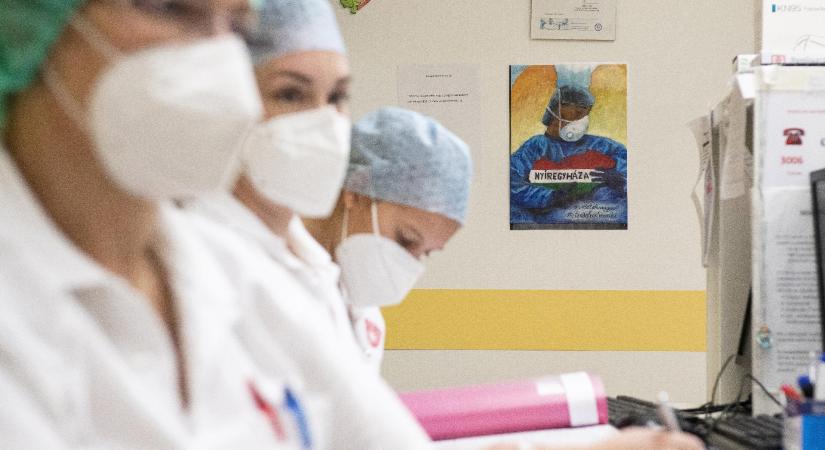 Káosz a Honvédkórházban: van olyan orvos aki 23 ezer forintos havi fizetést kapott