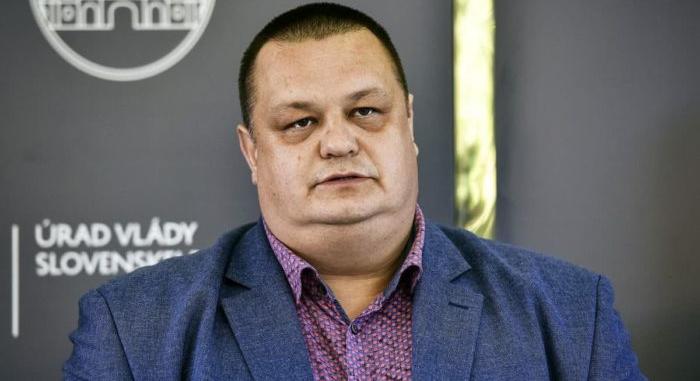 Koronavírus: Eltörlik a kötelező ötnapos karantént