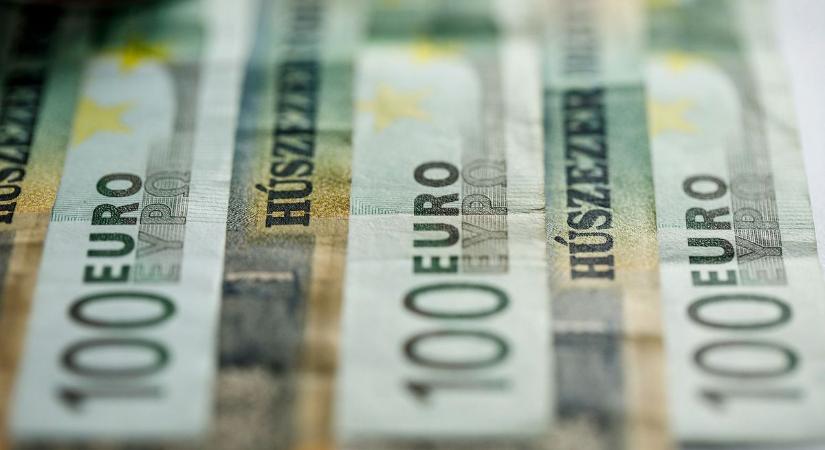 Egyetlen nagyobb szereplő eladása lendíthette ki a gyenge oldalra a forintot