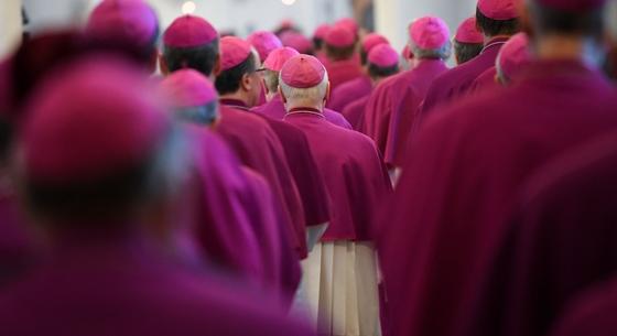 A melegek és az elváltak kapcsolatának megáldását is támogatják a német katolikus püspökök