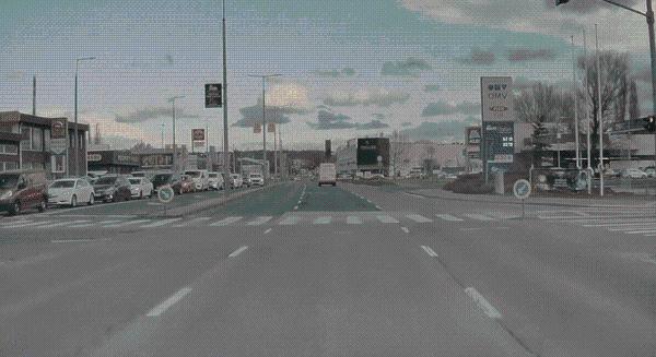 Szentendrei úti gyorsulgatás: videón a baleset