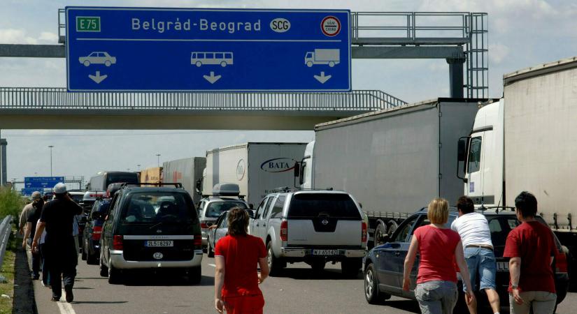 Még mindig lasabb a határátlépés a határátkelőkön