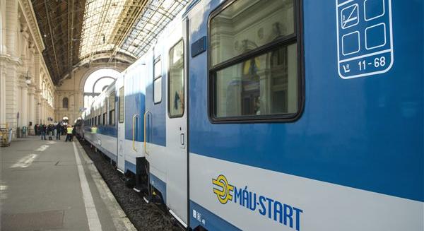 750 magyar fiatal juthat ingyenes vonatbérlethez