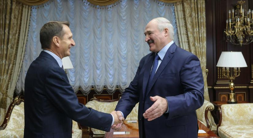 Az orosz hírszerzés vezetője látogatta meg Lukasenkát