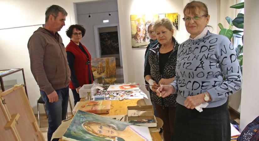 A festőkör nyílt alkotónapja Letenyén