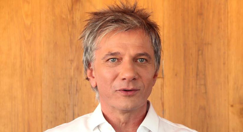 Micsoda meglepetés: ezzel a nővel fotózkodott kézen fogva Bochkor Gábor