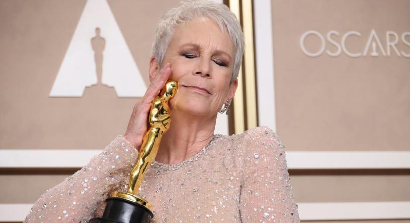 Jamie Lee Curtis egy magyar mondókával koronázta meg élete első Oscar-díját, de nem mindenki rajongott az előadásért – videó