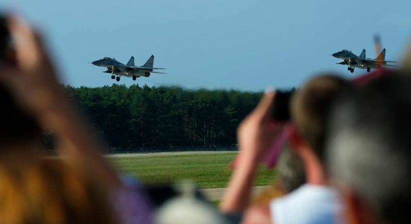 Egy megbízott kormánynak nincs hatásköre dönteni az MiG-29-esek Ukrajnának adásáról