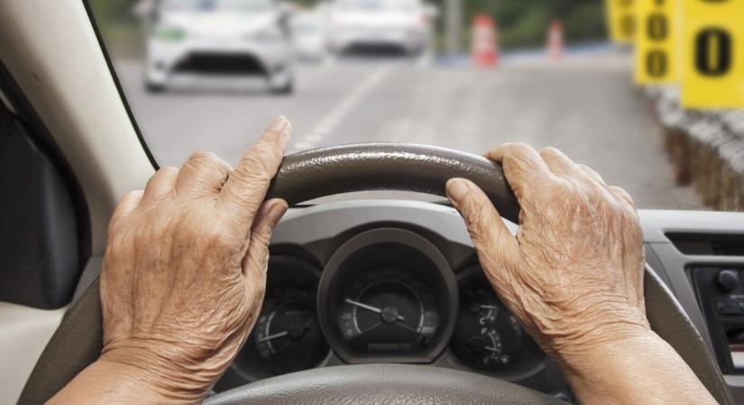 Európa az idősebb sofőröket vizsgázatatná