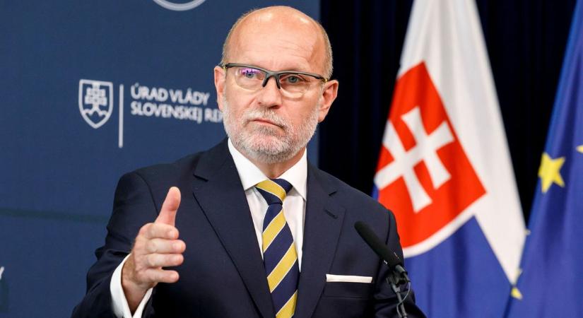 A szlovák külügyminiszter a visegrádi négyek egysége ellen dolgozik