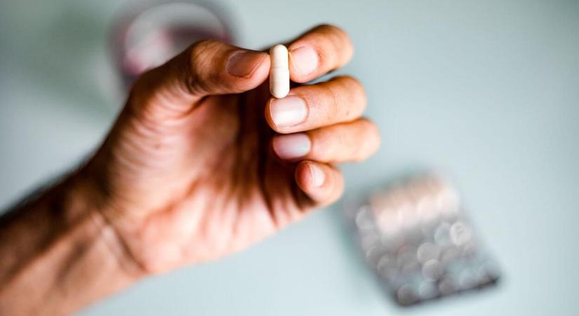 Miért csak a nő vigyázzon? Jön a férfiaknak szánt fogamzásgátló tabletta