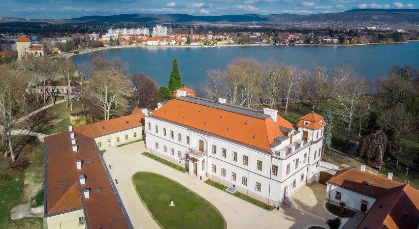 Ünnepi, családi programok március 15-én Magyarország kastélyaiban és emlékhelyein