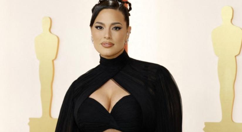 Ashley Graham a Granttel való bájcsevejről: A kedvesség a legjobb fegyver a bántásokkal szemben