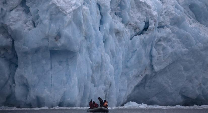 Így szakadt le három budapestnyi jég az Antarktiszról