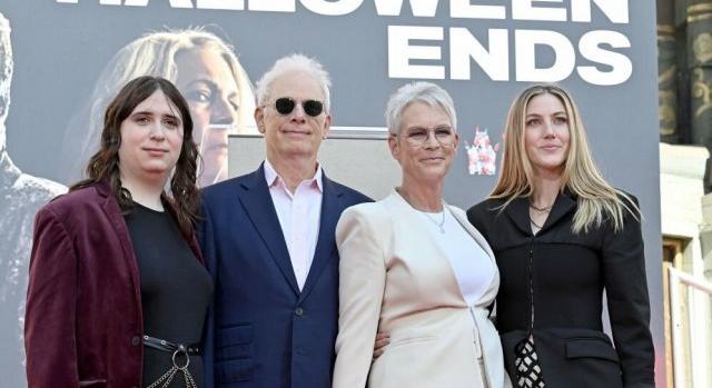 Jamie Lee Curtis „ők” személyes névmással illeti az Oscar-díját, ezzel is támogatva a transznemű lányát