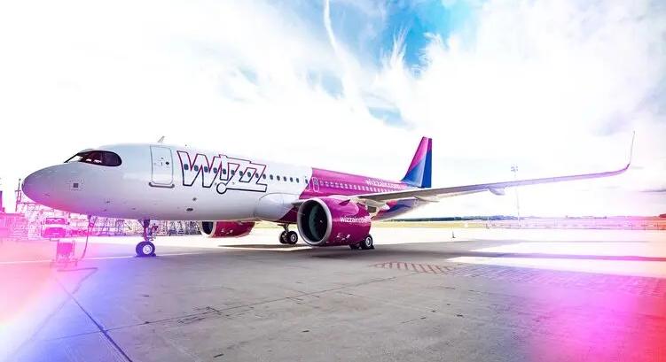 Összeakadt két Wizz Air-gép egy romániai repülőtéren