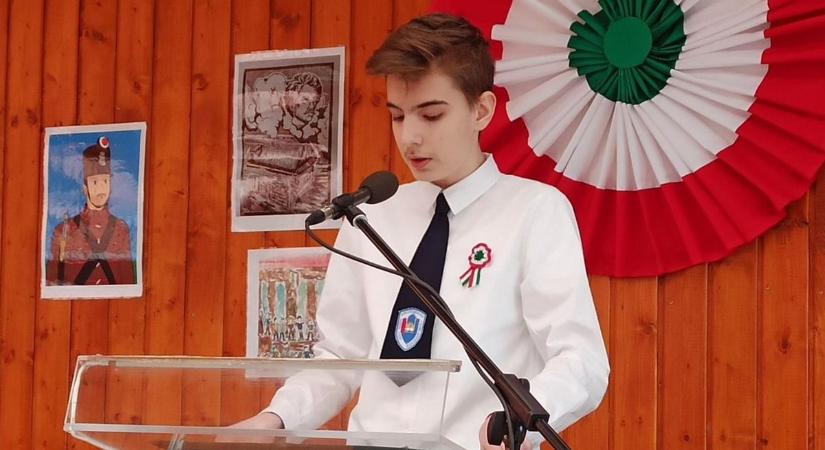 Cenzúra nélkül: gyermekszónokok az emelvényen (galéria, videó)