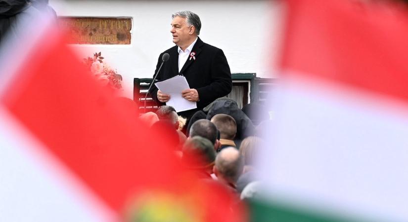 Orbán szerint minden magyarban lakozik egy kis Petőfi