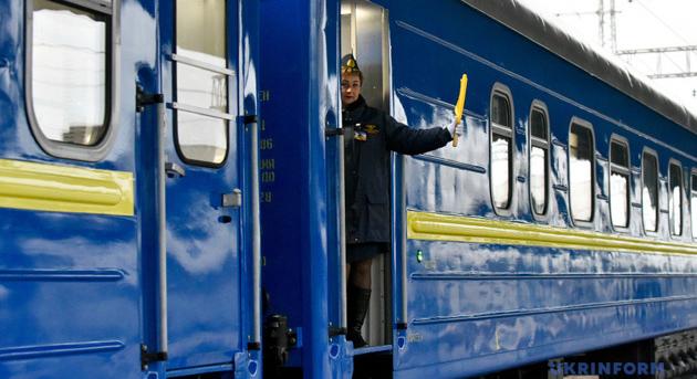 Rendszámtáblák, linóleumtekercsek: mi mindent felejtenek az utasok a vonatokon?