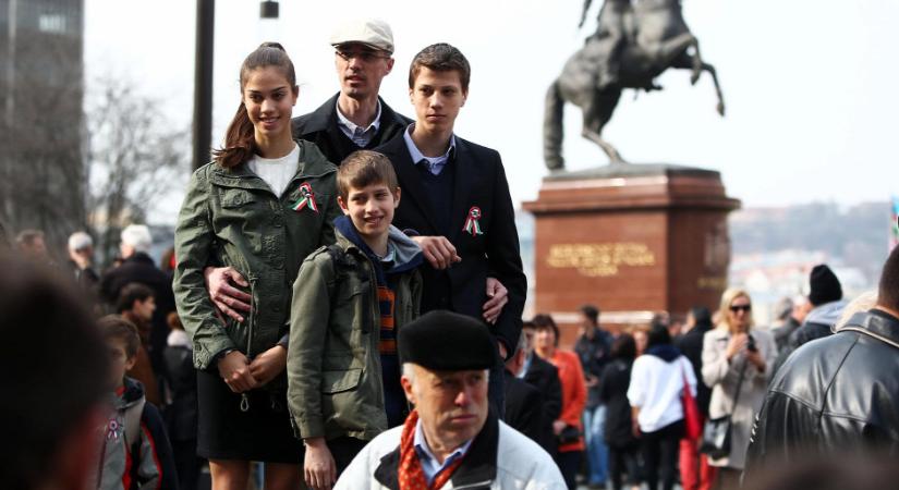KDNP: Március 15-e tisztelgés a közös nemzeti célokért hozott áldozat előtt