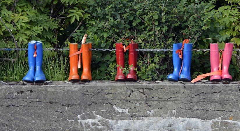 Miért lényeges, hogy vízálló cipőt hordjunk az esős időszakokban?