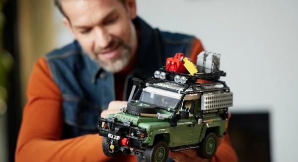 Kalandra szabva! Érkezik az új LEGO Icons Classic Land Rover Defender 90