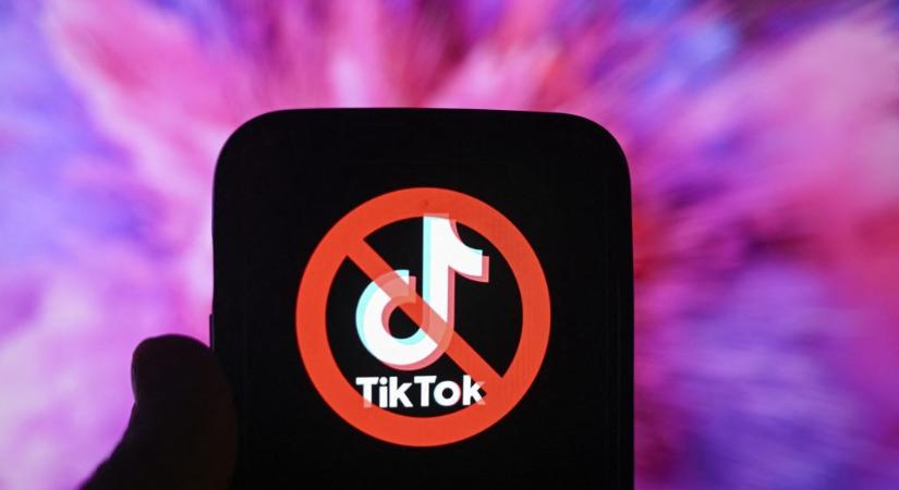 Betiltották a TikTokot a brit kormány tagjainak