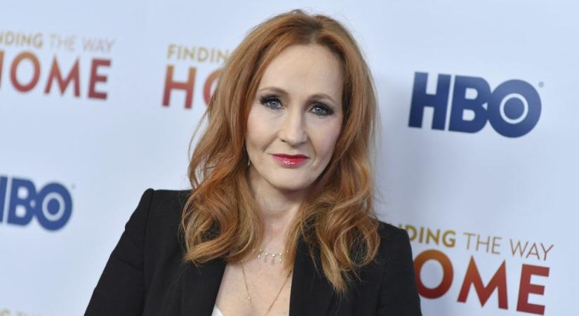J. K. Rowling a Harry Potter halálfalóihoz hasonlította az őt elítélőket
