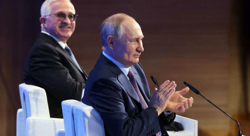 Putyin egyértelmű üzenetet fogalmazott meg Oroszország leggazdagabb embereinek