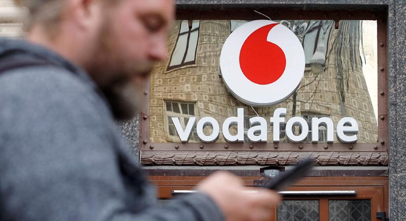Lehet, hogy érvénytelen a Vodafone-felvásárlás? Az MSZP szerint ezen a banánhéjon csúsztak el
