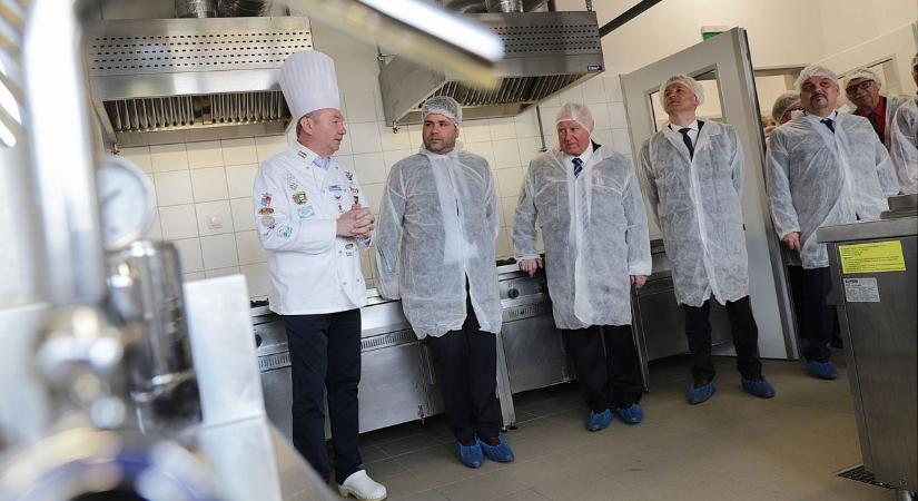 Átadták a Gyulakonyha korszerű, új épületét