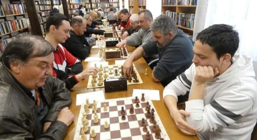 Sakkoztak a nemzeti ünnepen Mezőkovácsházán